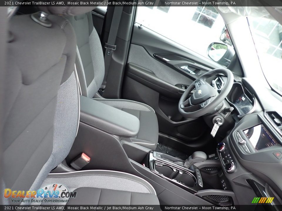 Front Seat of 2021 Chevrolet Trailblazer LS AWD Photo #10