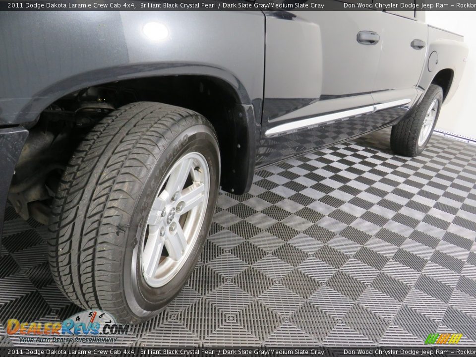 2011 Dodge Dakota Laramie Crew Cab 4x4 Brilliant Black Crystal Pearl / Dark Slate Gray/Medium Slate Gray Photo #8