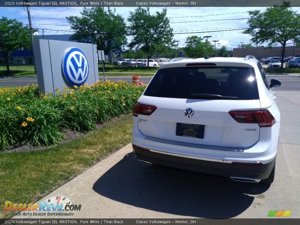 2020 Volkswagen Tiguan SEL 4MOTION Pure White / Titan Black Photo #3