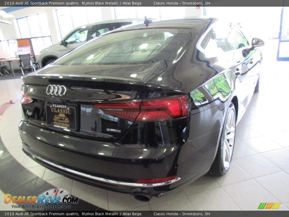 2019 Audi A5 Sportback Premium quattro Mythos Black Metallic / Atlas Beige Photo #4