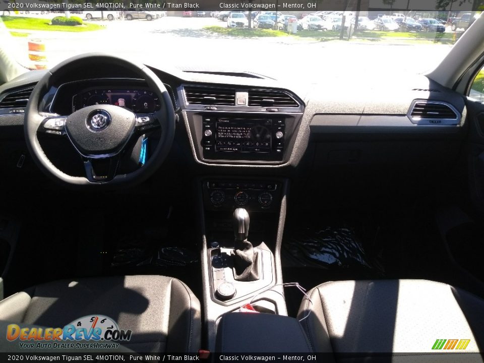 2020 Volkswagen Tiguan SEL 4MOTION Pure White / Titan Black Photo #4