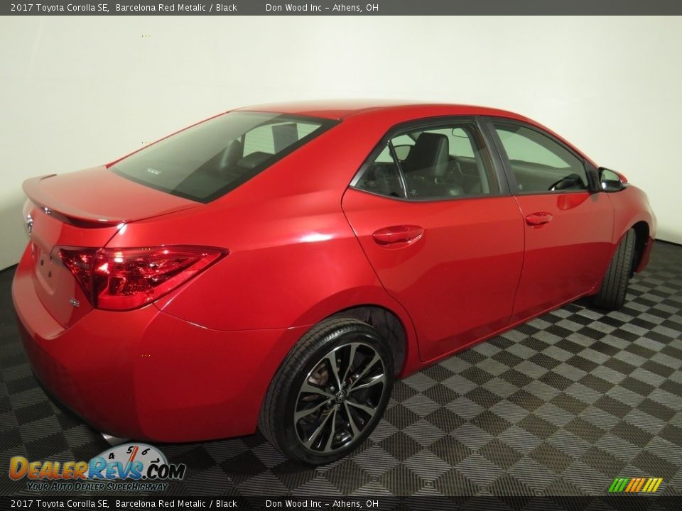 2017 Toyota Corolla SE Barcelona Red Metalic / Black Photo #13