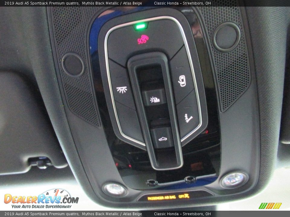 Controls of 2019 Audi A5 Sportback Premium quattro Photo #36