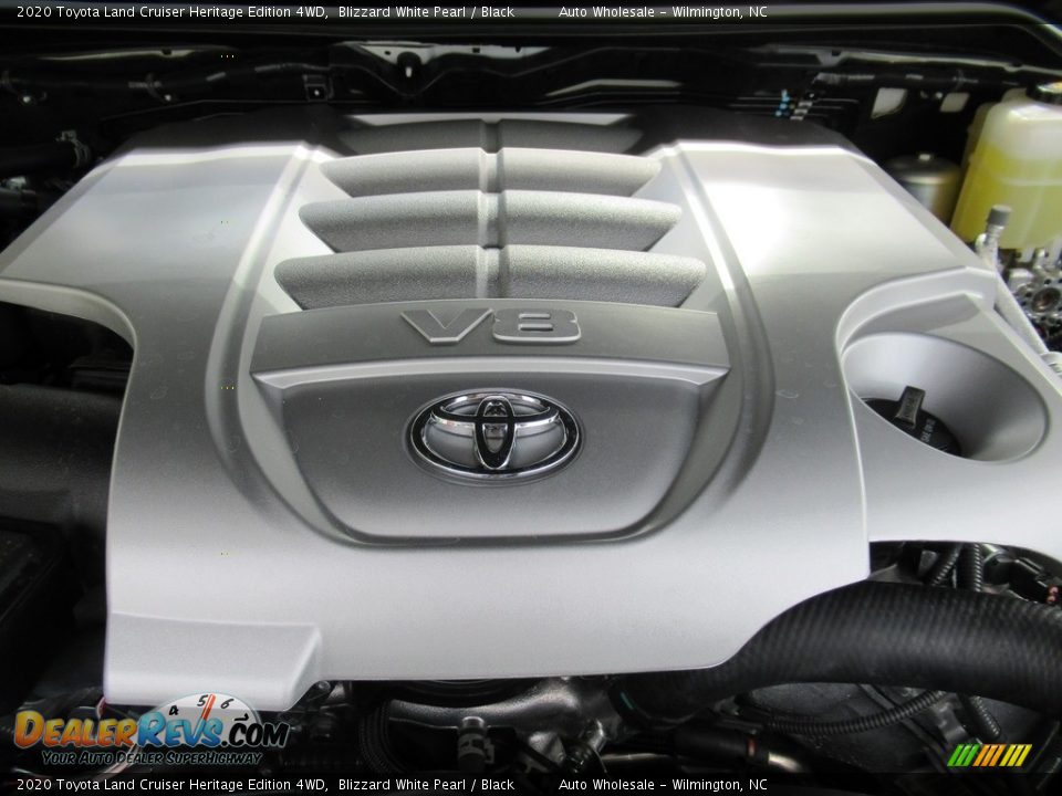 2020 Toyota Land Cruiser Heritage Edition 4WD Blizzard White Pearl / Black Photo #6