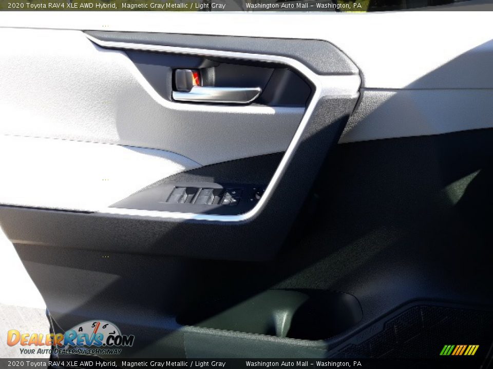 2020 Toyota RAV4 XLE AWD Hybrid Magnetic Gray Metallic / Light Gray Photo #8