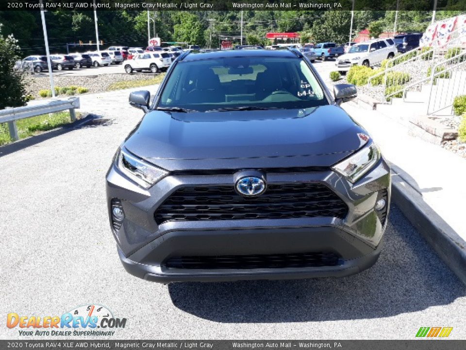 2020 Toyota RAV4 XLE AWD Hybrid Magnetic Gray Metallic / Light Gray Photo #30
