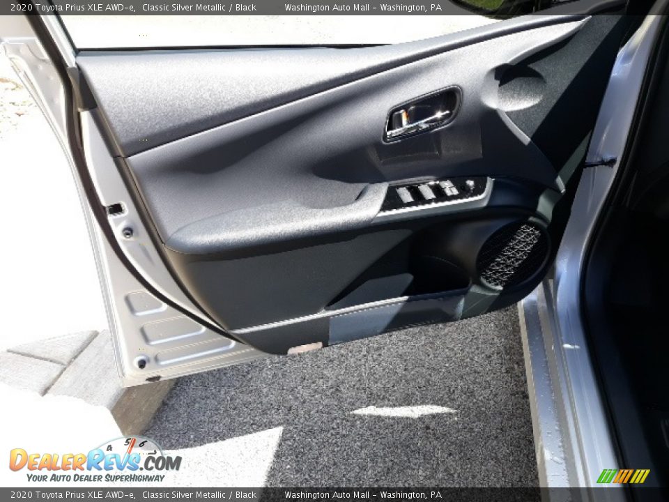 2020 Toyota Prius XLE AWD-e Classic Silver Metallic / Black Photo #23