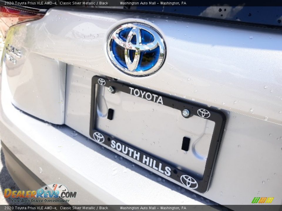 2020 Toyota Prius XLE AWD-e Classic Silver Metallic / Black Photo #33