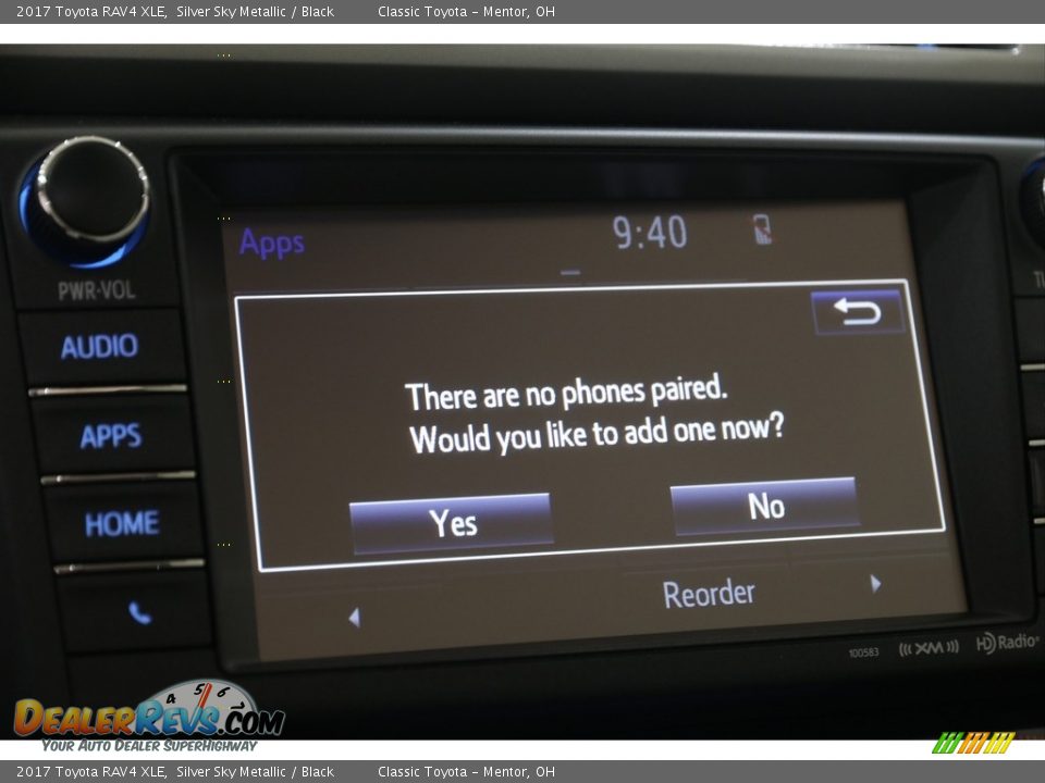 2017 Toyota RAV4 XLE Silver Sky Metallic / Black Photo #13