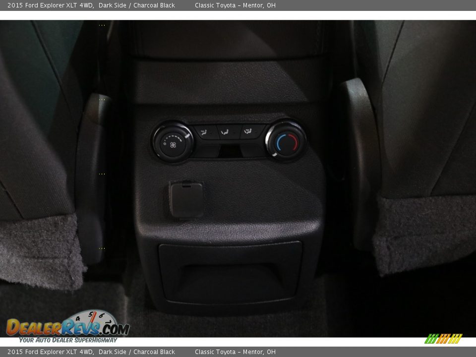 2015 Ford Explorer XLT 4WD Dark Side / Charcoal Black Photo #28