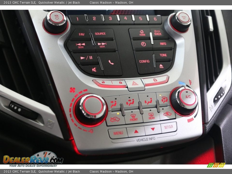 2013 GMC Terrain SLE Quicksilver Metallic / Jet Black Photo #18