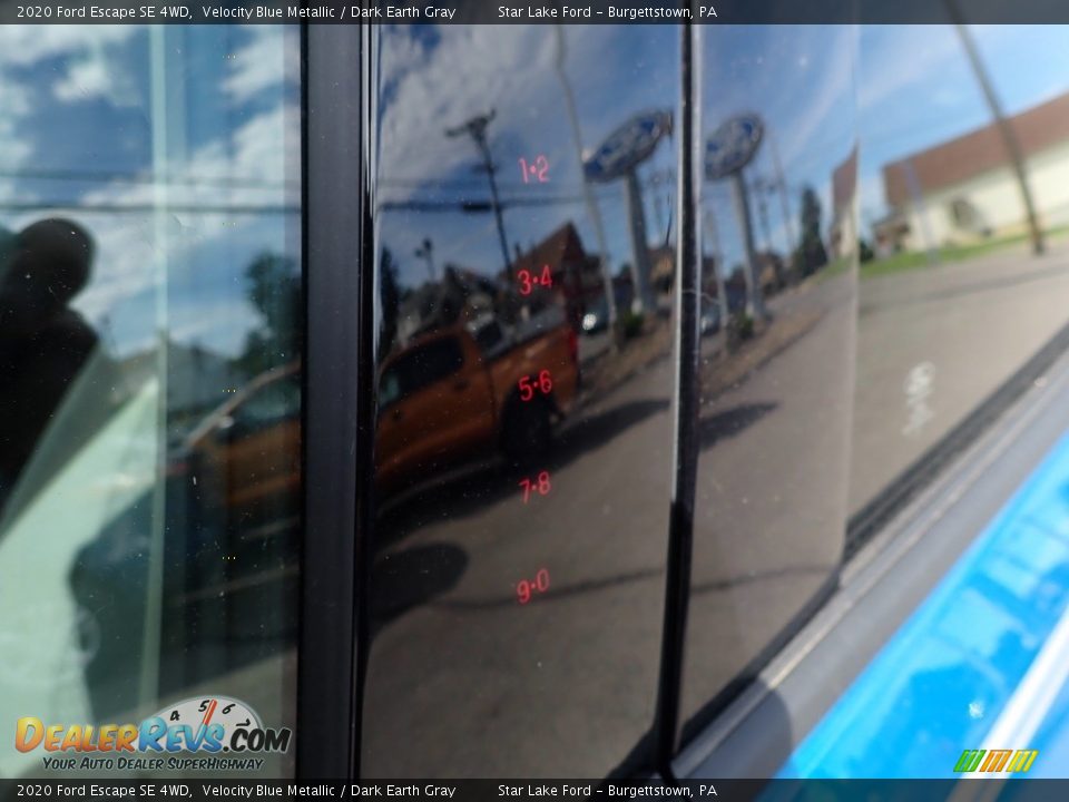 2020 Ford Escape SE 4WD Velocity Blue Metallic / Dark Earth Gray Photo #20