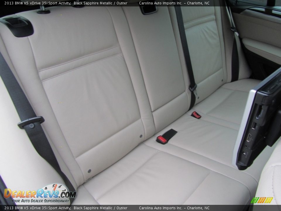 2013 BMW X5 xDrive 35i Sport Activity Black Sapphire Metallic / Oyster Photo #25