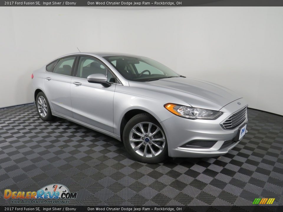 2017 Ford Fusion SE Ingot Silver / Ebony Photo #3