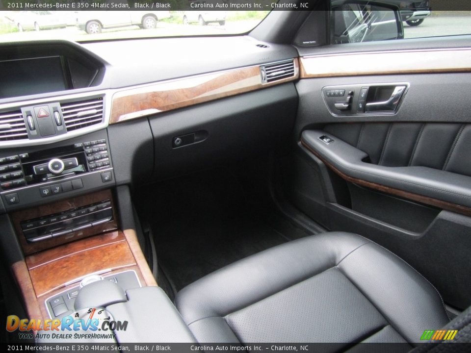 2011 Mercedes-Benz E 350 4Matic Sedan Black / Black Photo #14