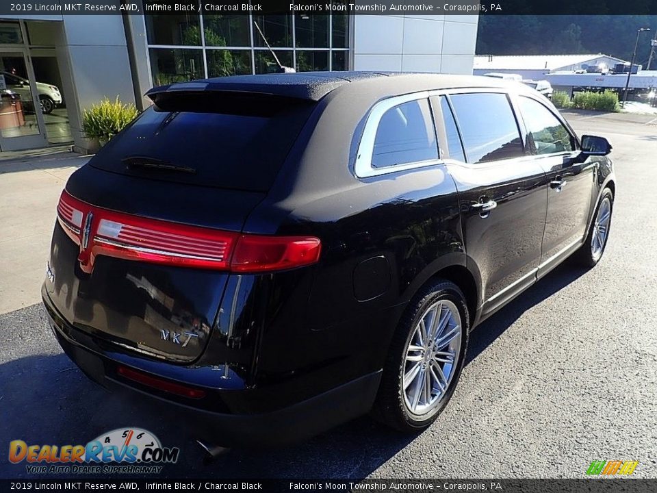 2019 Lincoln MKT Reserve AWD Infinite Black / Charcoal Black Photo #2