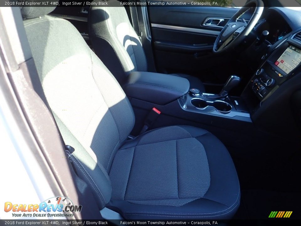 2018 Ford Explorer XLT 4WD Ingot Silver / Ebony Black Photo #11