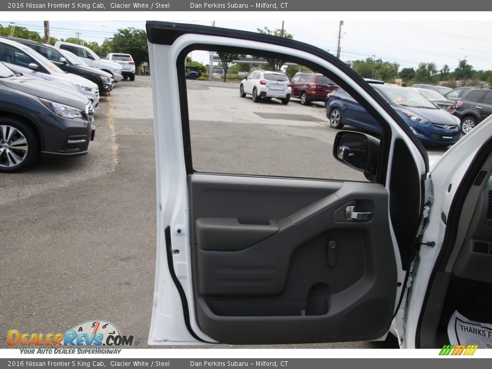 2016 Nissan Frontier S King Cab Glacier White / Steel Photo #9