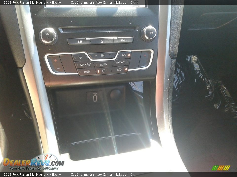 2018 Ford Fusion SE Magnetic / Ebony Photo #14