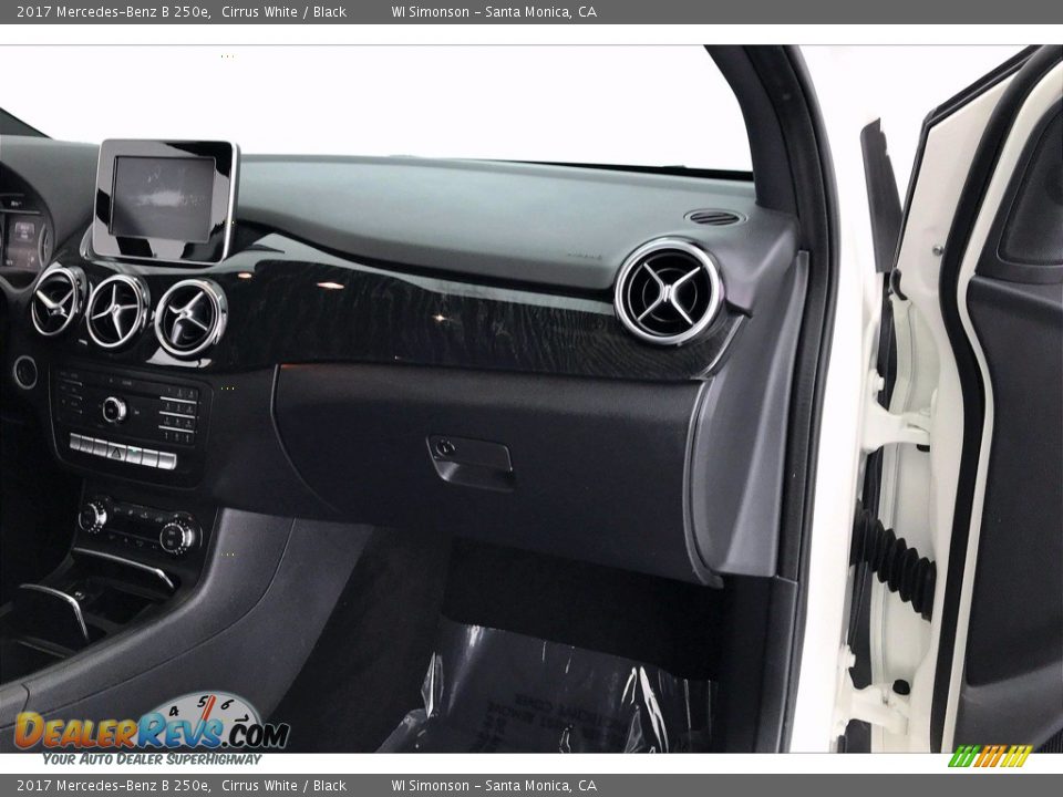 2017 Mercedes-Benz B 250e Cirrus White / Black Photo #28