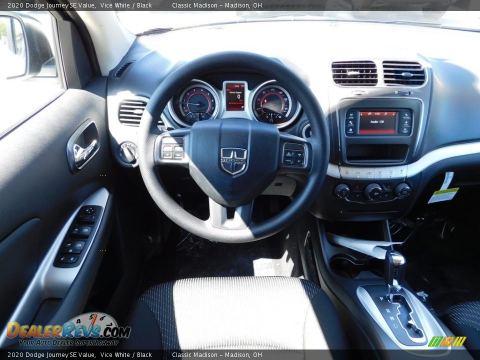 2020 Dodge Journey SE Value Vice White / Black Photo #18
