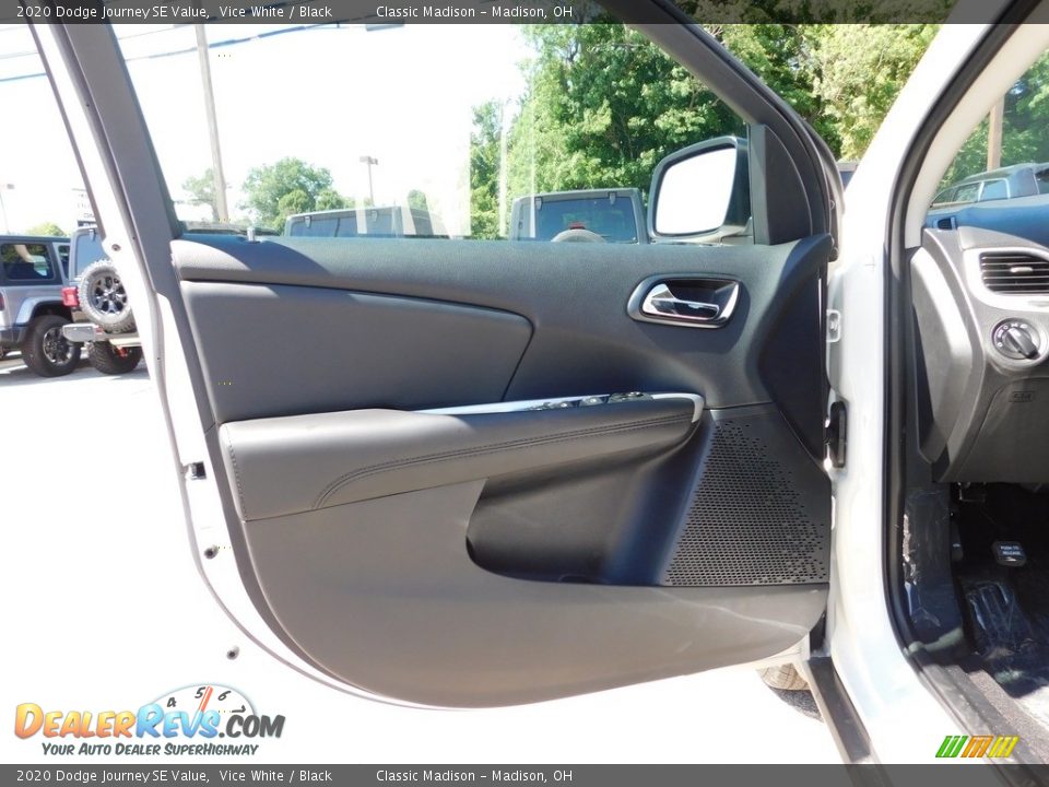 2020 Dodge Journey SE Value Vice White / Black Photo #19