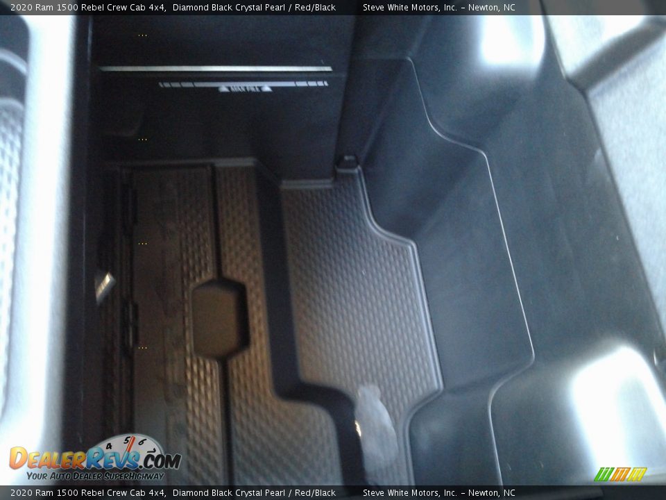 2020 Ram 1500 Rebel Crew Cab 4x4 Diamond Black Crystal Pearl / Red/Black Photo #32