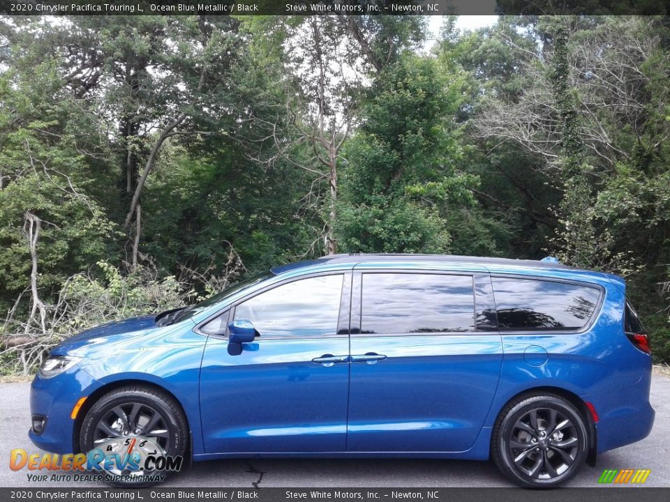 Ocean Blue Metallic 2020 Chrysler Pacifica Touring L Photo #1