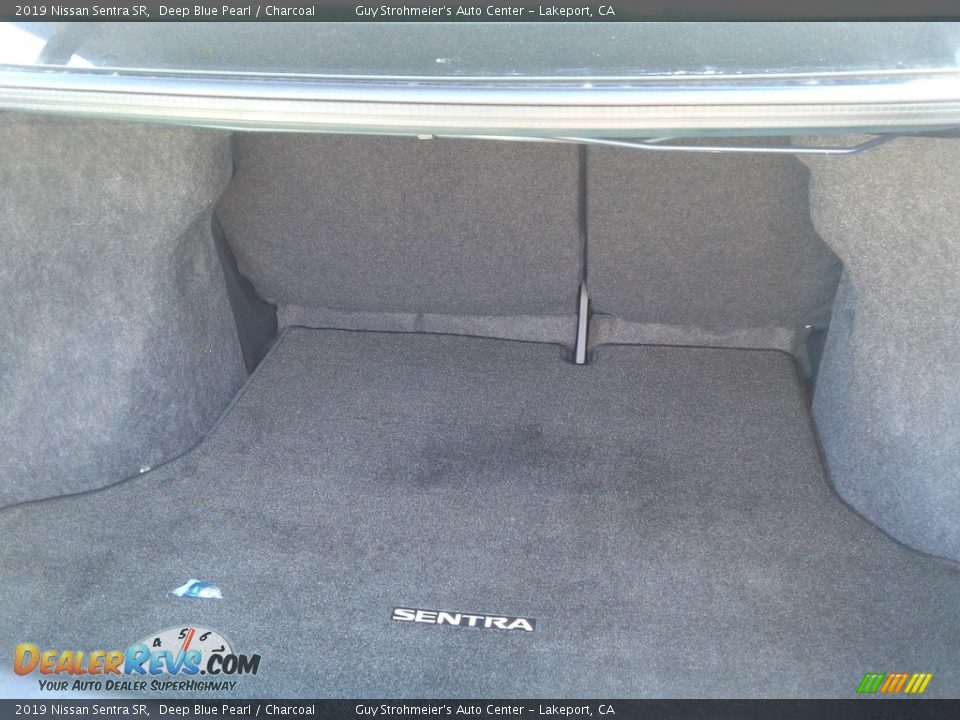 2019 Nissan Sentra SR Deep Blue Pearl / Charcoal Photo #4