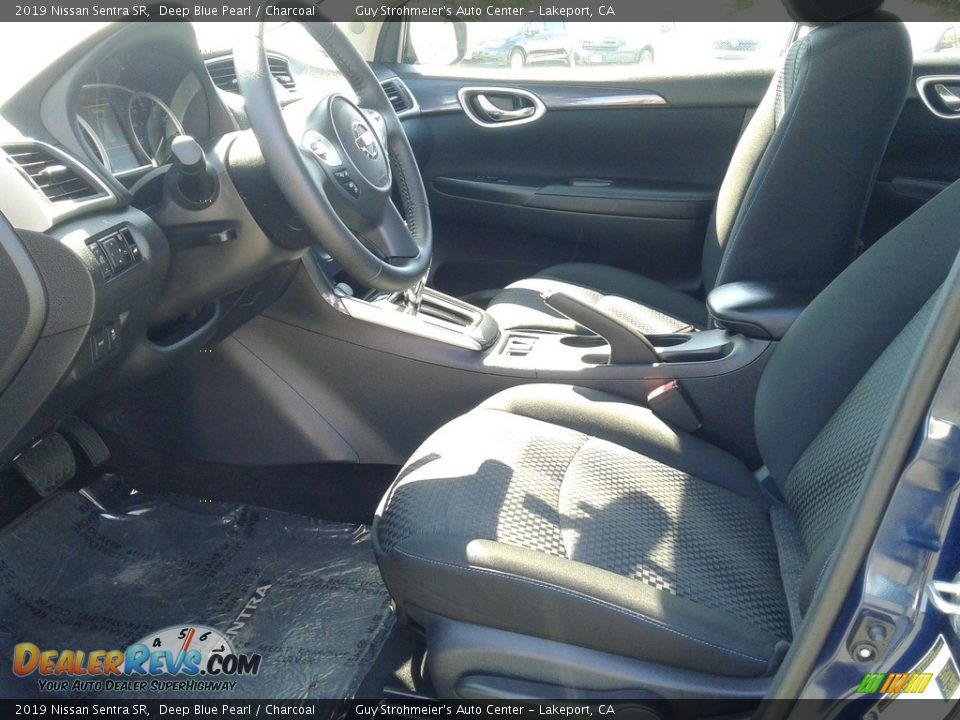 2019 Nissan Sentra SR Deep Blue Pearl / Charcoal Photo #11