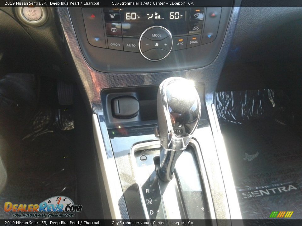 2019 Nissan Sentra SR Deep Blue Pearl / Charcoal Photo #15