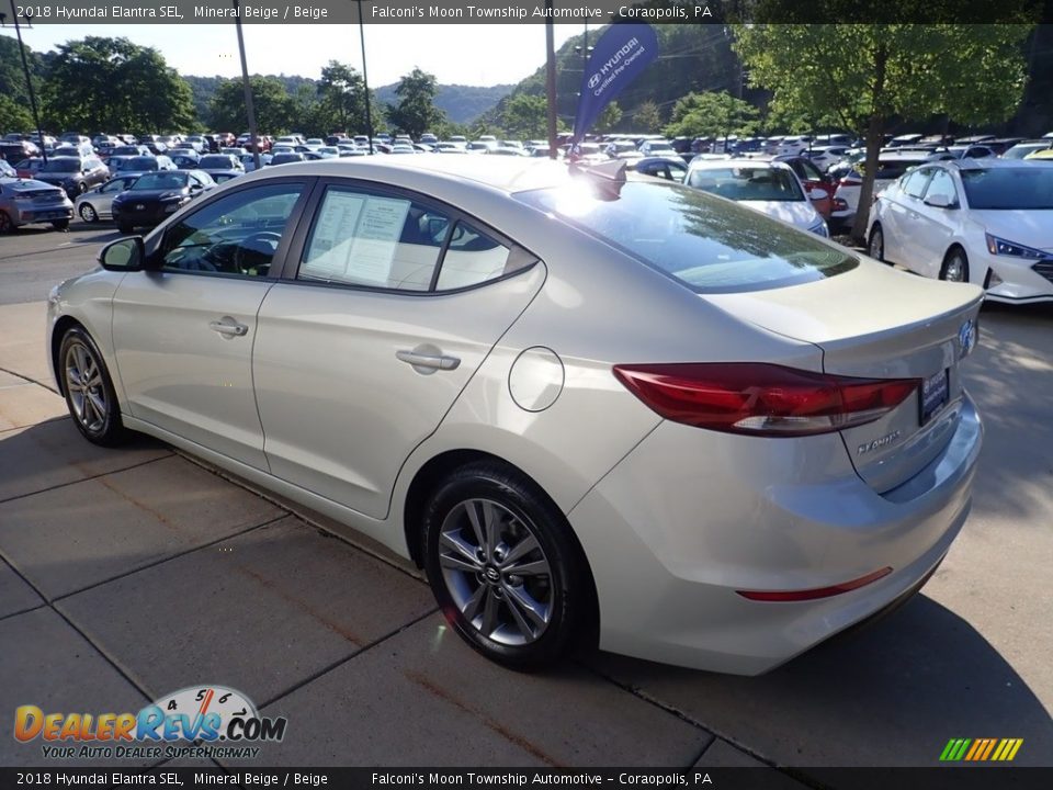 2018 Hyundai Elantra SEL Mineral Beige / Beige Photo #4