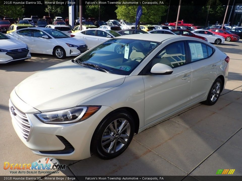 2018 Hyundai Elantra SEL Mineral Beige / Beige Photo #6