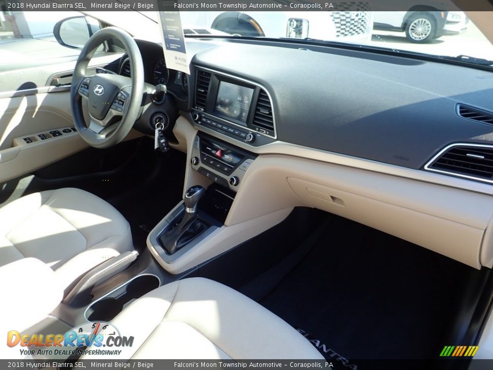 2018 Hyundai Elantra SEL Mineral Beige / Beige Photo #11