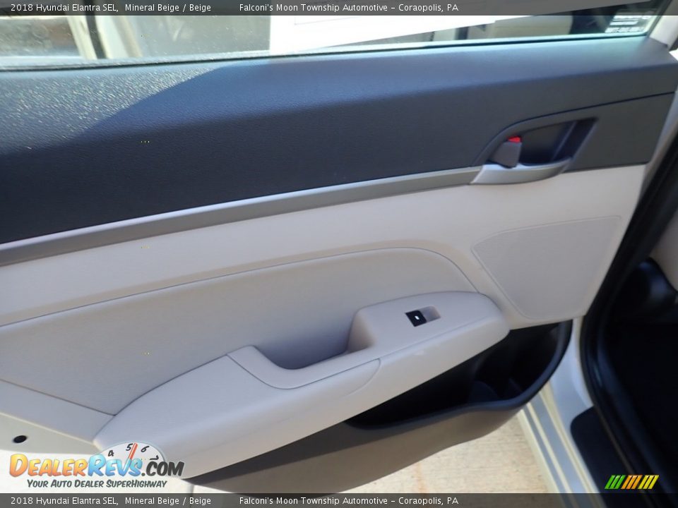 2018 Hyundai Elantra SEL Mineral Beige / Beige Photo #18