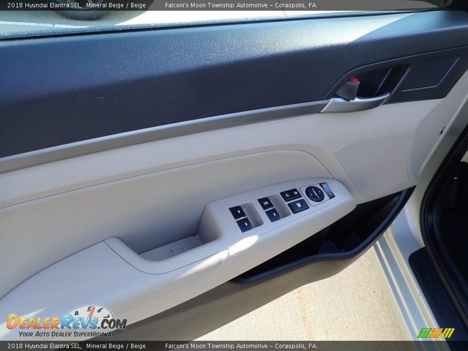 2018 Hyundai Elantra SEL Mineral Beige / Beige Photo #19