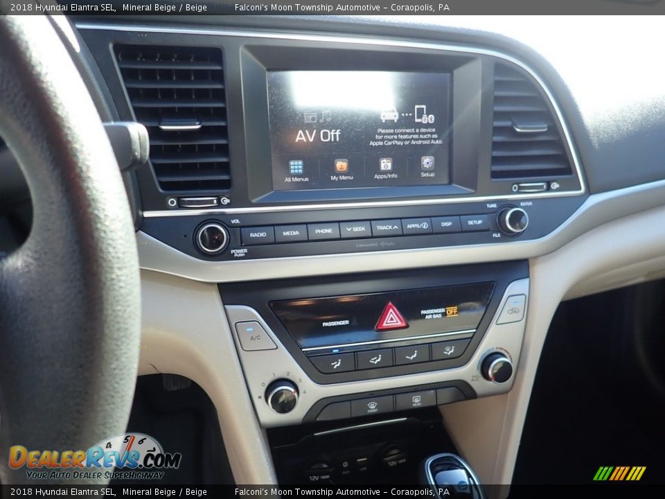 2018 Hyundai Elantra SEL Mineral Beige / Beige Photo #22