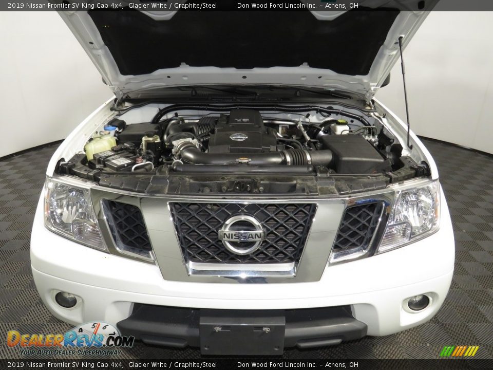 2019 Nissan Frontier SV King Cab 4x4 Glacier White / Graphite/Steel Photo #5