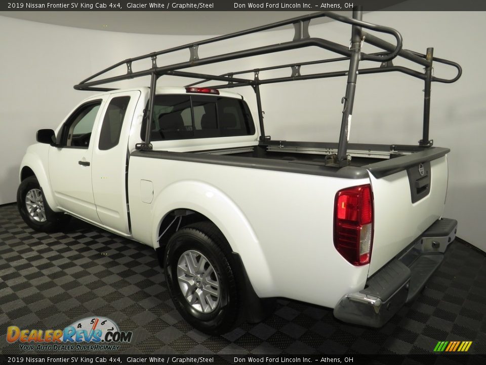 2019 Nissan Frontier SV King Cab 4x4 Glacier White / Graphite/Steel Photo #9