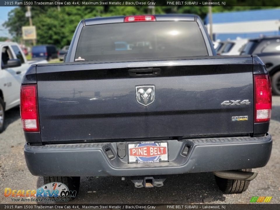 2015 Ram 1500 Tradesman Crew Cab 4x4 Maximum Steel Metallic / Black/Diesel Gray Photo #3