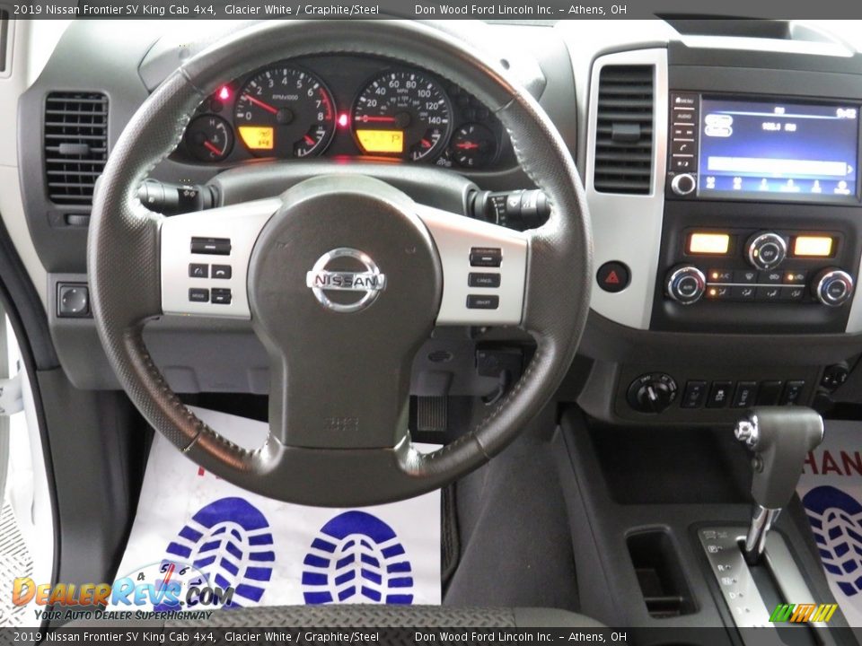 2019 Nissan Frontier SV King Cab 4x4 Glacier White / Graphite/Steel Photo #24