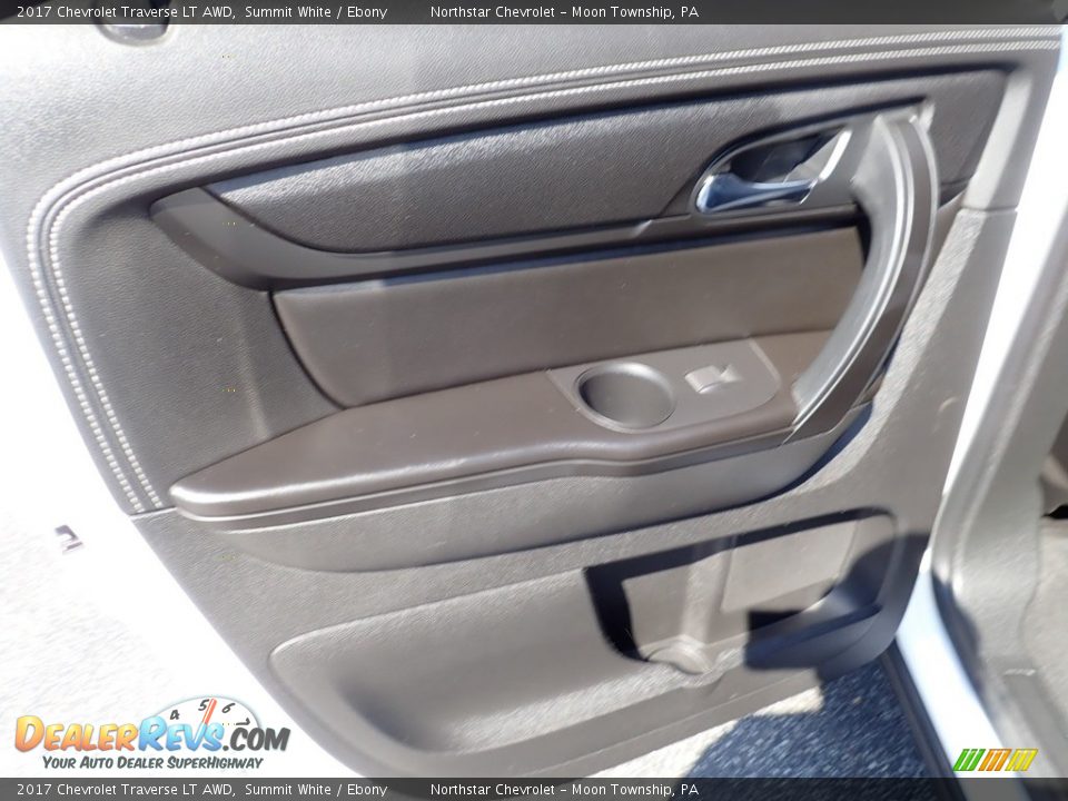 2017 Chevrolet Traverse LT AWD Summit White / Ebony Photo #24