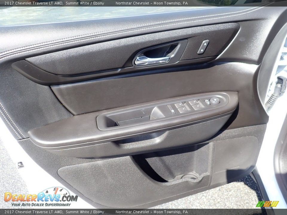 2017 Chevrolet Traverse LT AWD Summit White / Ebony Photo #25