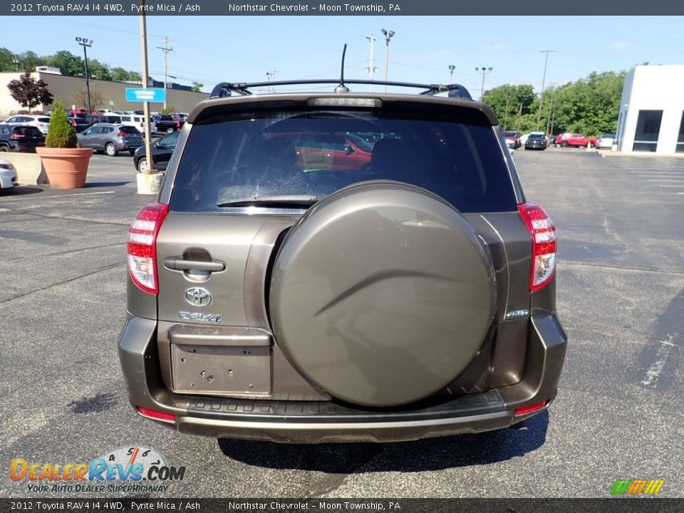 2012 Toyota RAV4 I4 4WD Pyrite Mica / Ash Photo #6