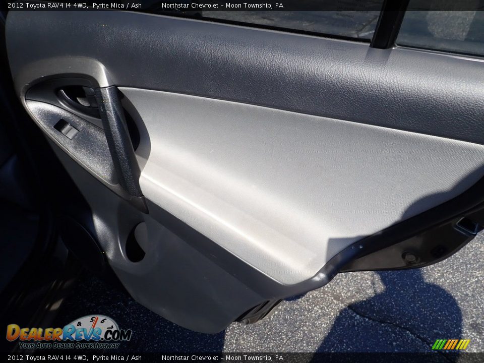 2012 Toyota RAV4 I4 4WD Pyrite Mica / Ash Photo #19