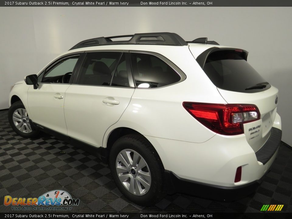 2017 Subaru Outback 2.5i Premium Crystal White Pearl / Warm Ivory Photo #9