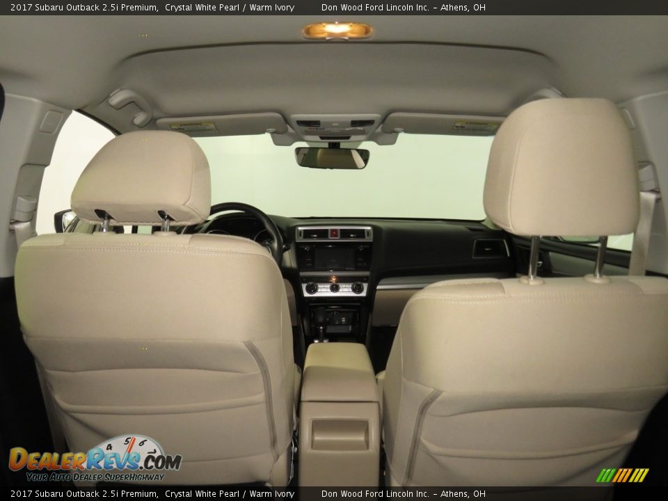 2017 Subaru Outback 2.5i Premium Crystal White Pearl / Warm Ivory Photo #14