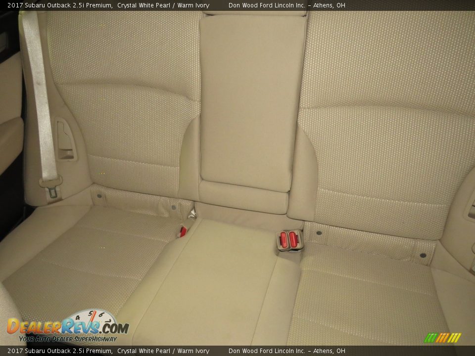2017 Subaru Outback 2.5i Premium Crystal White Pearl / Warm Ivory Photo #21