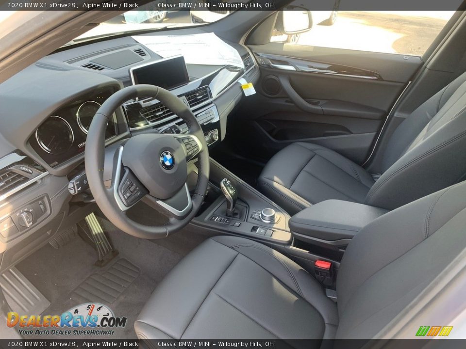 2020 BMW X1 xDrive28i Alpine White / Black Photo #3