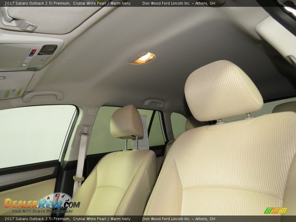 2017 Subaru Outback 2.5i Premium Crystal White Pearl / Warm Ivory Photo #33